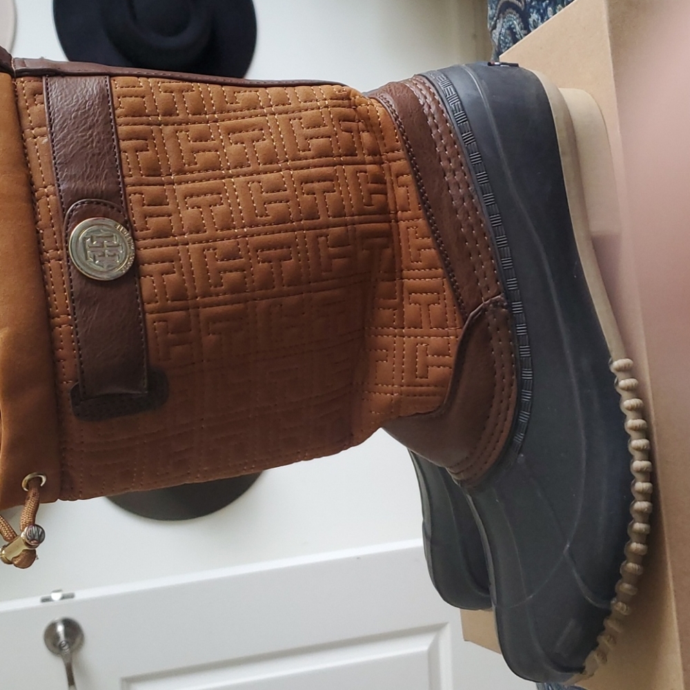 Womans Rain boots